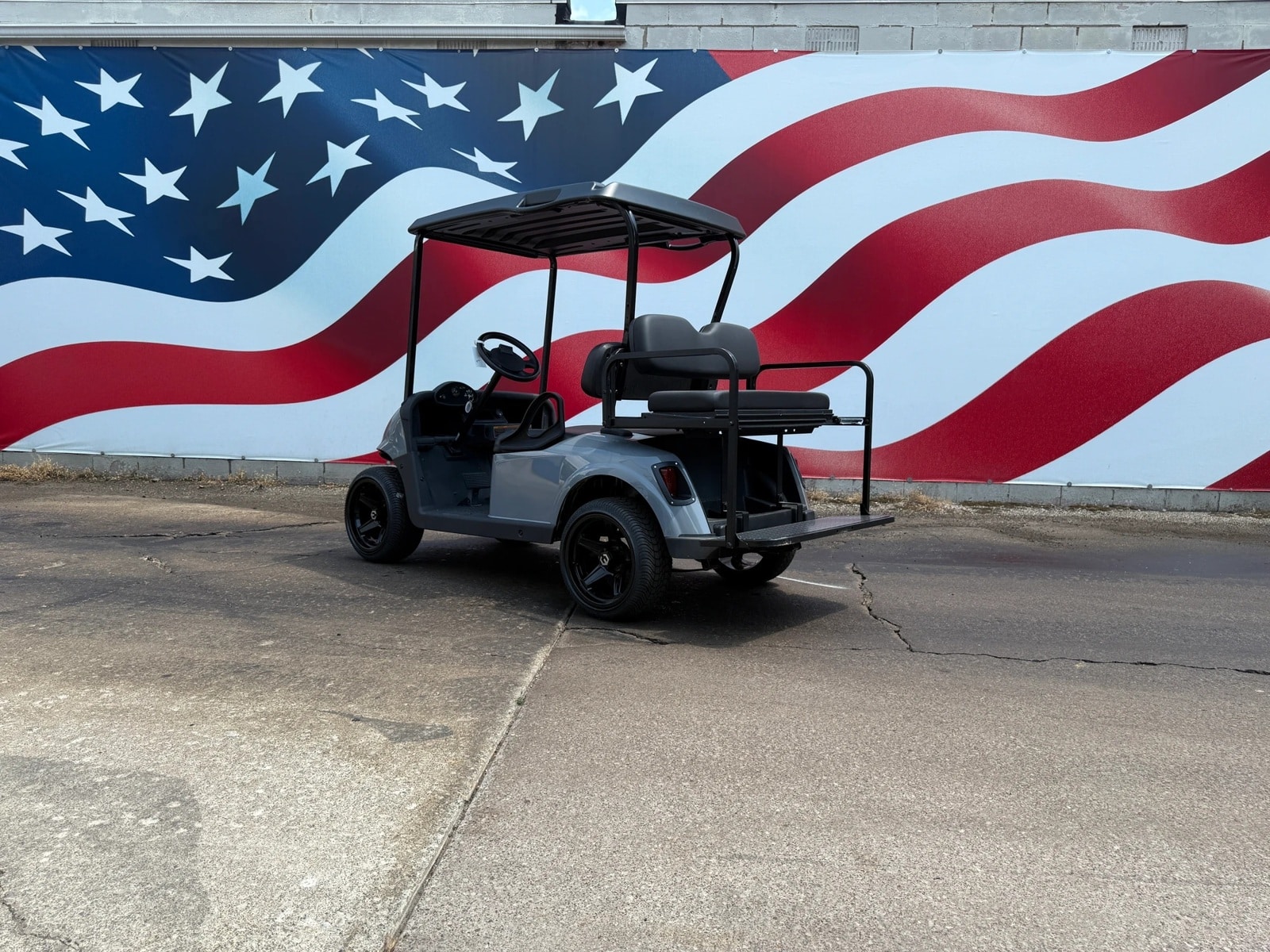 2020 EZGO RXV photo 4